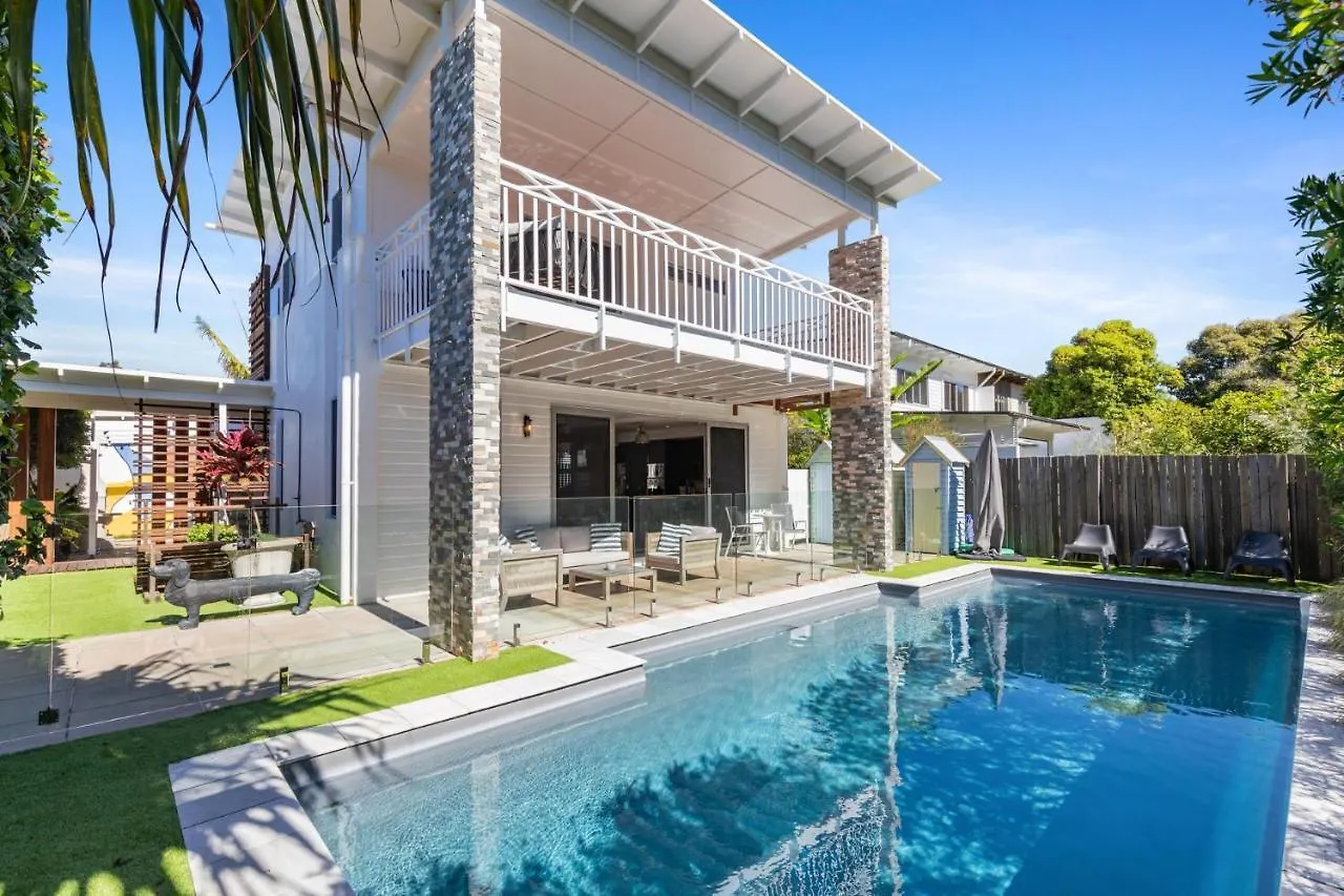 4 Boardrider Crescent Villa Marcoola Holiday home