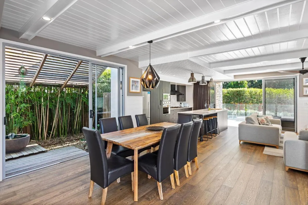 Holiday home 4 Boardrider Crescent Villa Marcoola