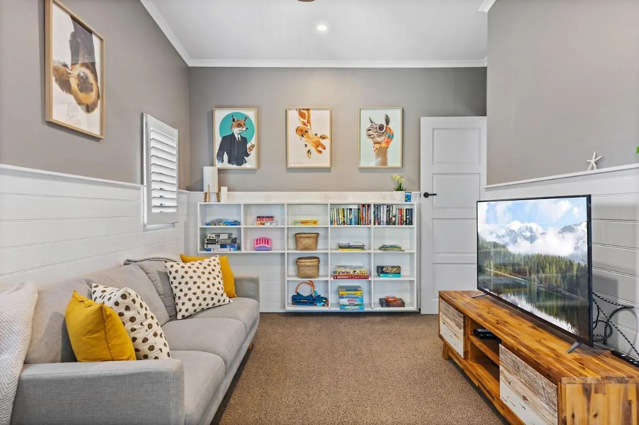 4 Boardrider Crescent Villa Marcoola